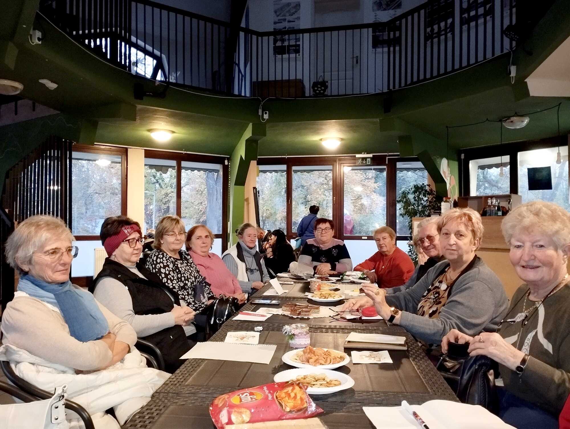 csoportalalkozo pecscsopp nov 2025