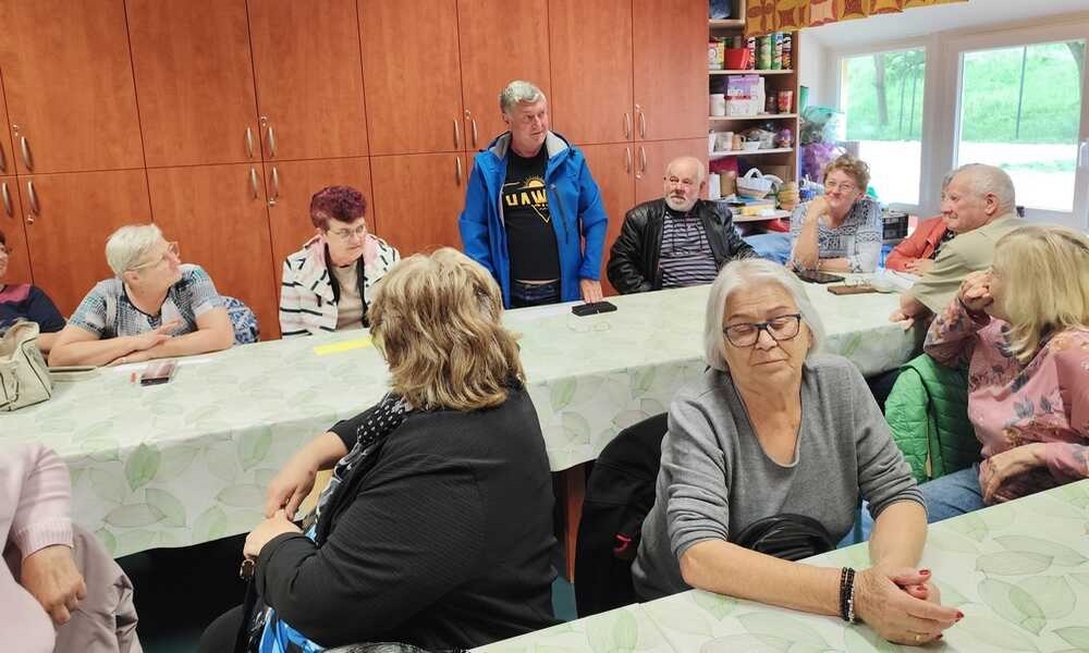 csoportgyules komloi csop 2025 05