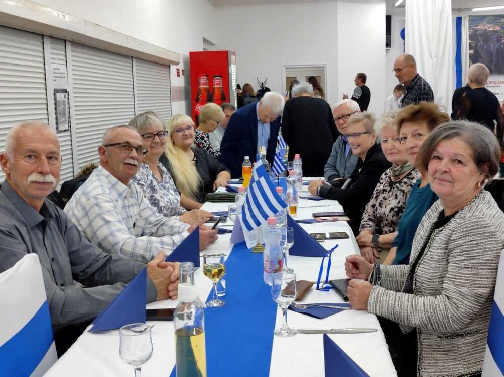 gorog est pecsi csop