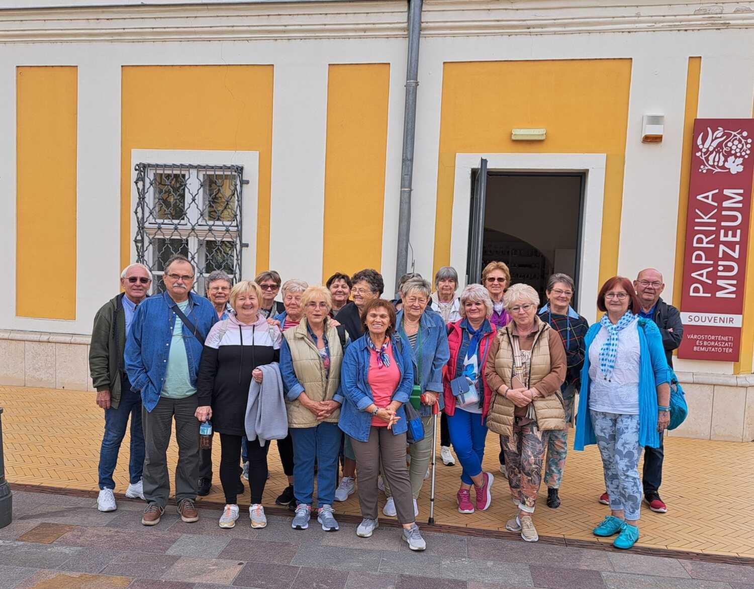 kalocsai kirandulas mohcsop 2025