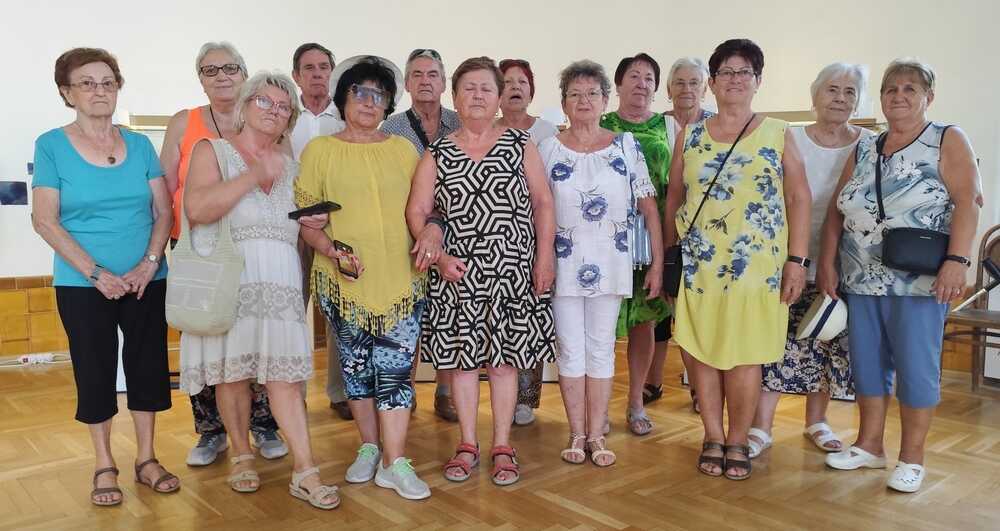 kecskemeti kirandulas pecsi csoport