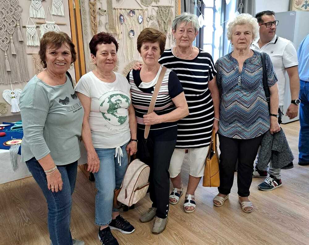 kezmuves kiallitas moh.csop