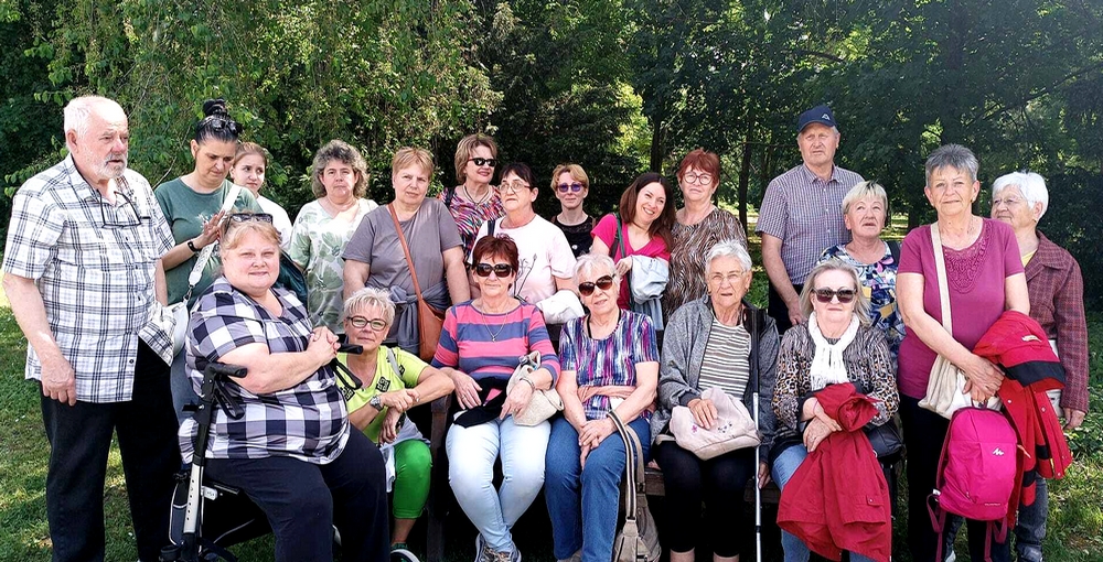 nadasladany kirandulas komlo csop