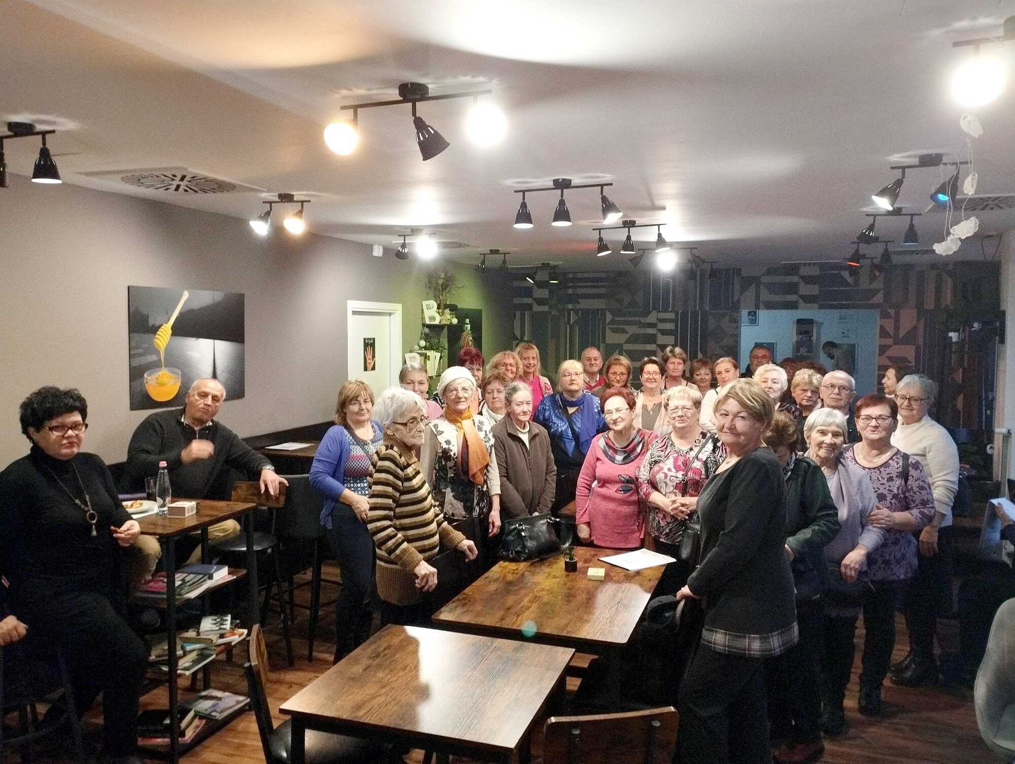 pecscsop szobaszinhazi eloadas 2026