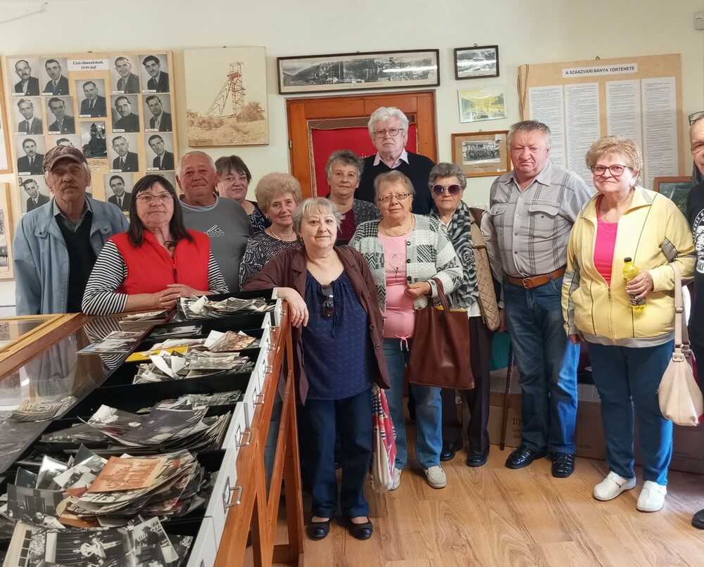 szaszvar csoport majus 2025